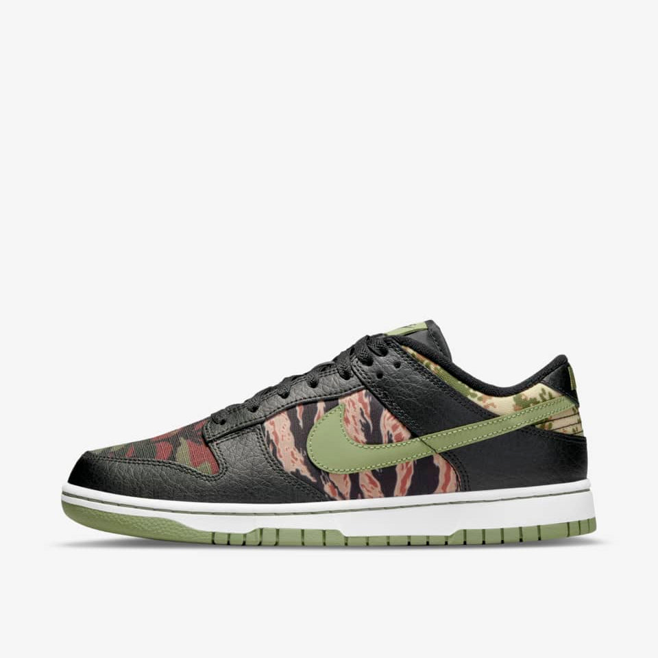 Dunk Low SE Black Multi-Camo